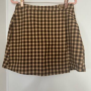 Yellow/goldish plaid skirt